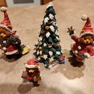 Ceramic Teddy Bear family decorating Christmas tree Figurines